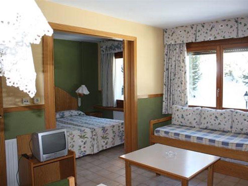 Apartamentos Solneu Baqueira Beret Esterno foto