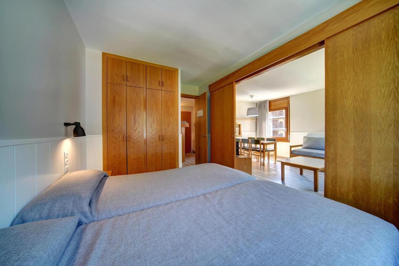 Apartamentos Solneu Baqueira Beret Esterno foto
