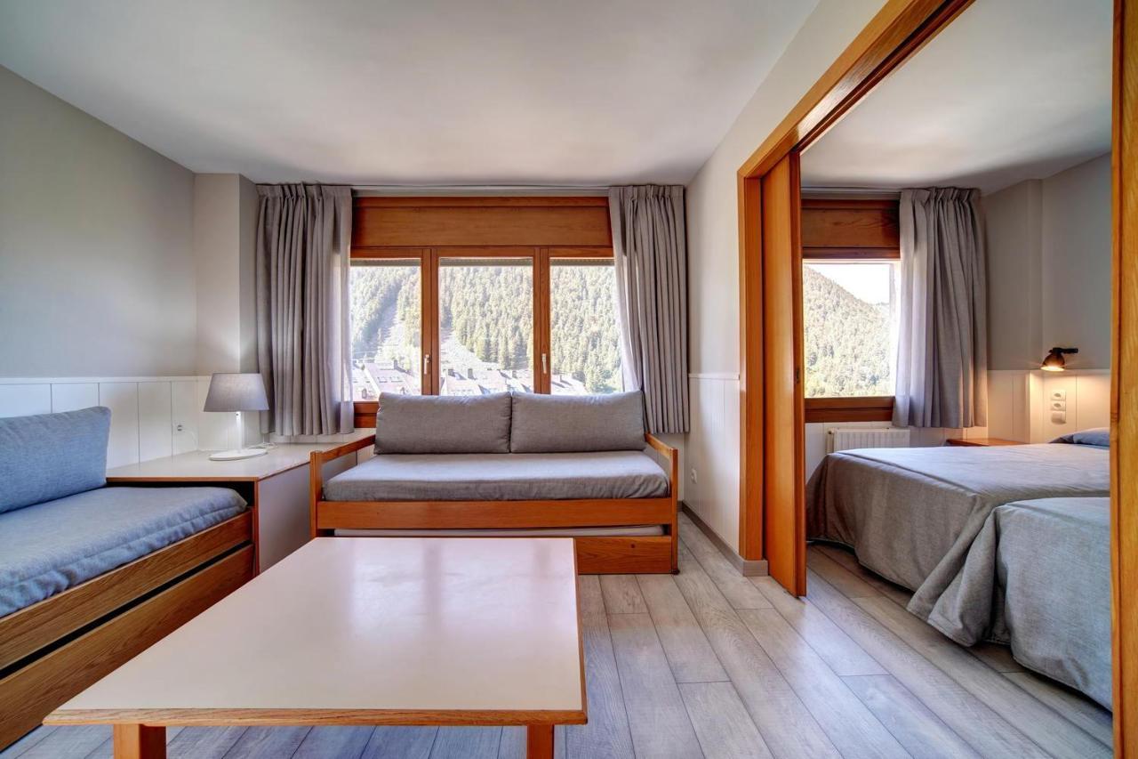 Apartamentos Solneu Baqueira Beret Esterno foto