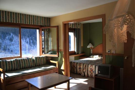 Apartamentos Solneu Baqueira Beret Esterno foto